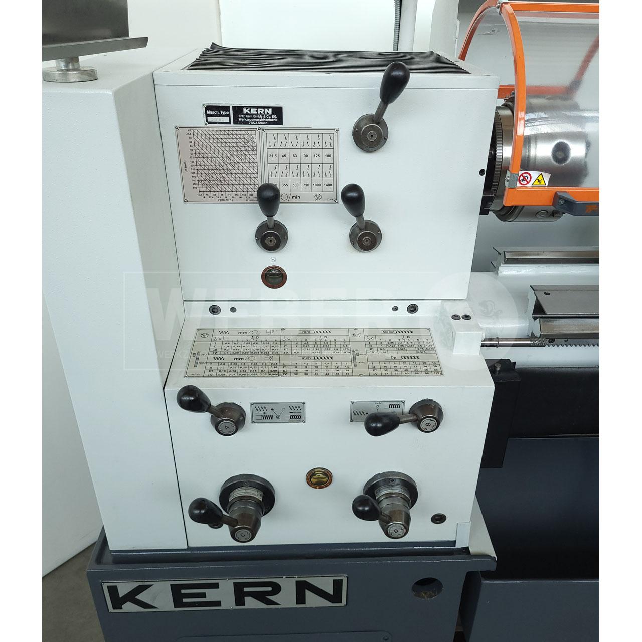 Kern D 20 A Leit- und Zugspindeldrehmaschine