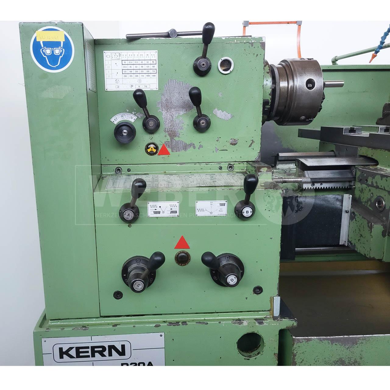 Kern D 20 A Leit- und Zugspindeldrehmaschine